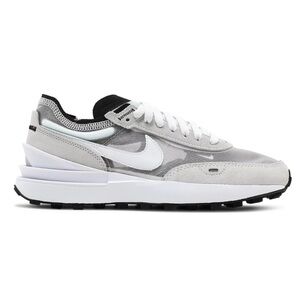 Nike waffle one women’s size 6 summit white